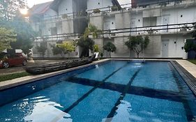 Crown Residence